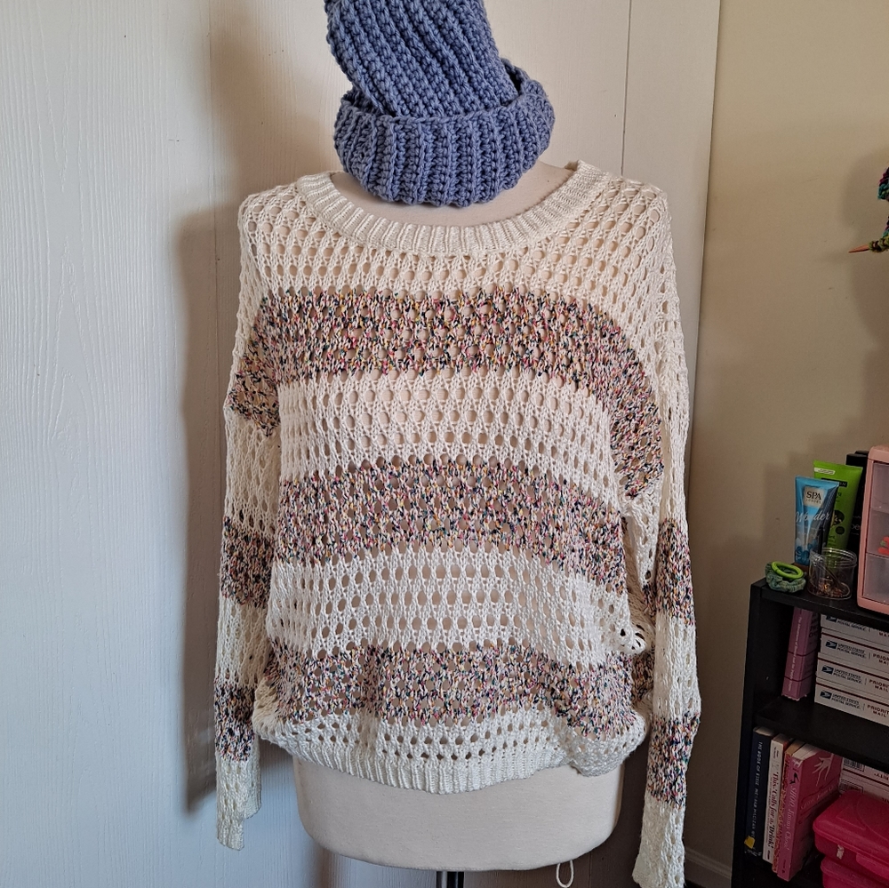 Macrame sweater.🌈